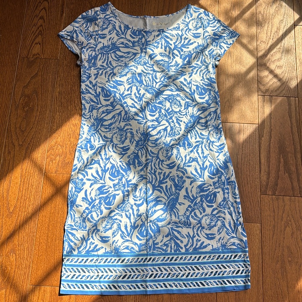 Lilly Pulitzer tshirt dress size Medium